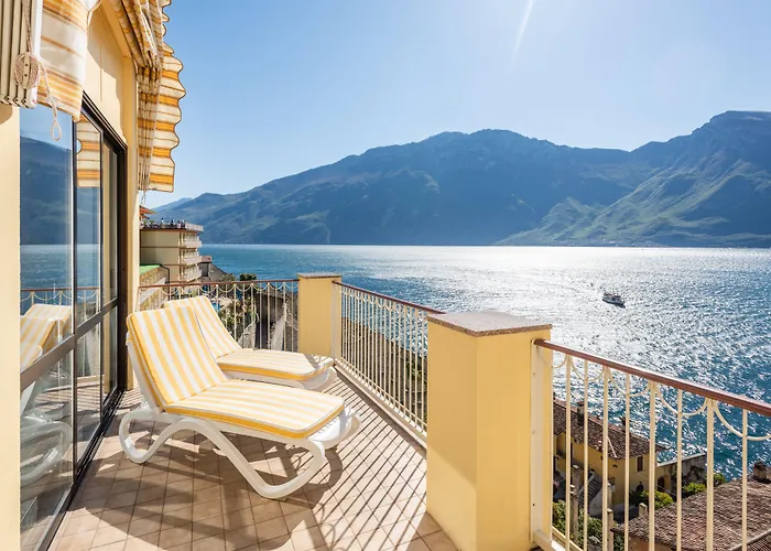 Splendid Palace Limone sul Garda