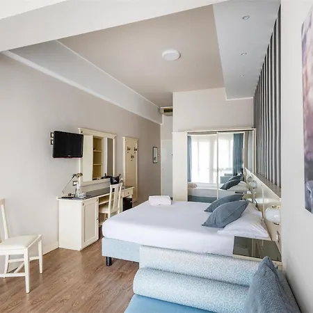 Splendid Palace 4* Limone sul Garda