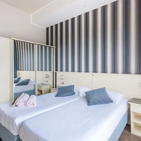 Splendid Palace 4* Limone sul Garda