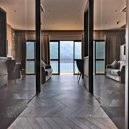 Splendid Palace Limone sul Garda