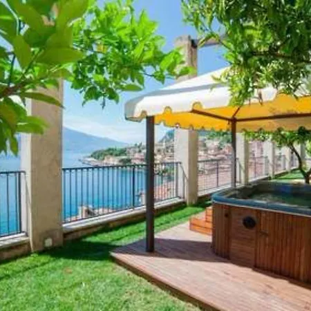Splendid Palace 4* Limone sul Garda