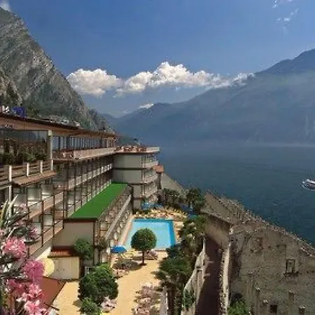 Splendid Palace Limone sul Garda